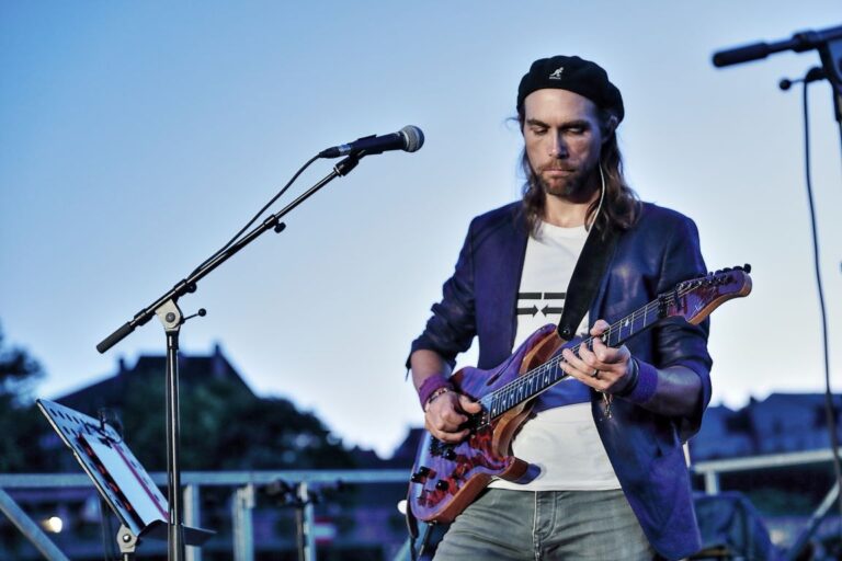 Pix 18 .Heavy Fuel 2